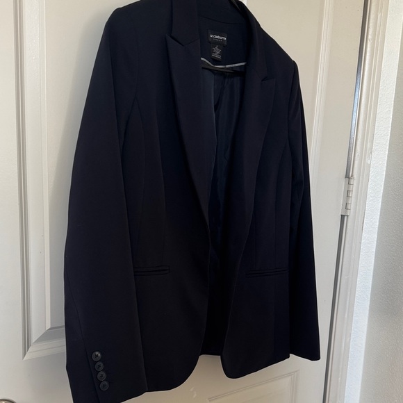 Liz Claiborne Classic Navy Blue Blazer - Picture 4 of 12